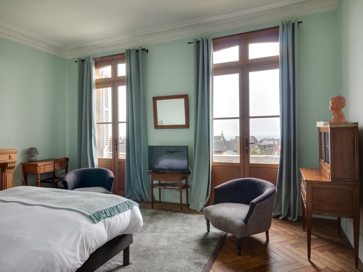 Guesthouse La Mascotte Вилле-сюр-Мер Экстерьер фото