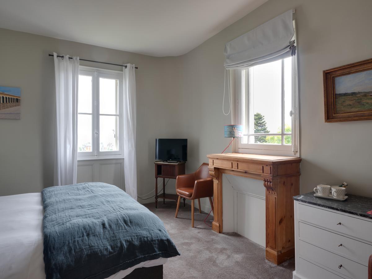 Guesthouse La Mascotte Вилле-сюр-Мер Экстерьер фото